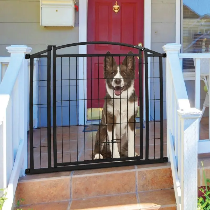 Carlson Pet Outdoor Walk-Thru Pet Gate
