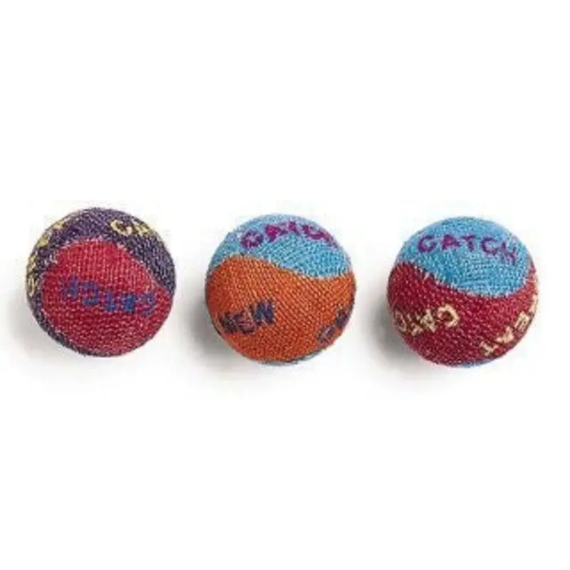 Burlap Cat Balls .5x0.5x0.25