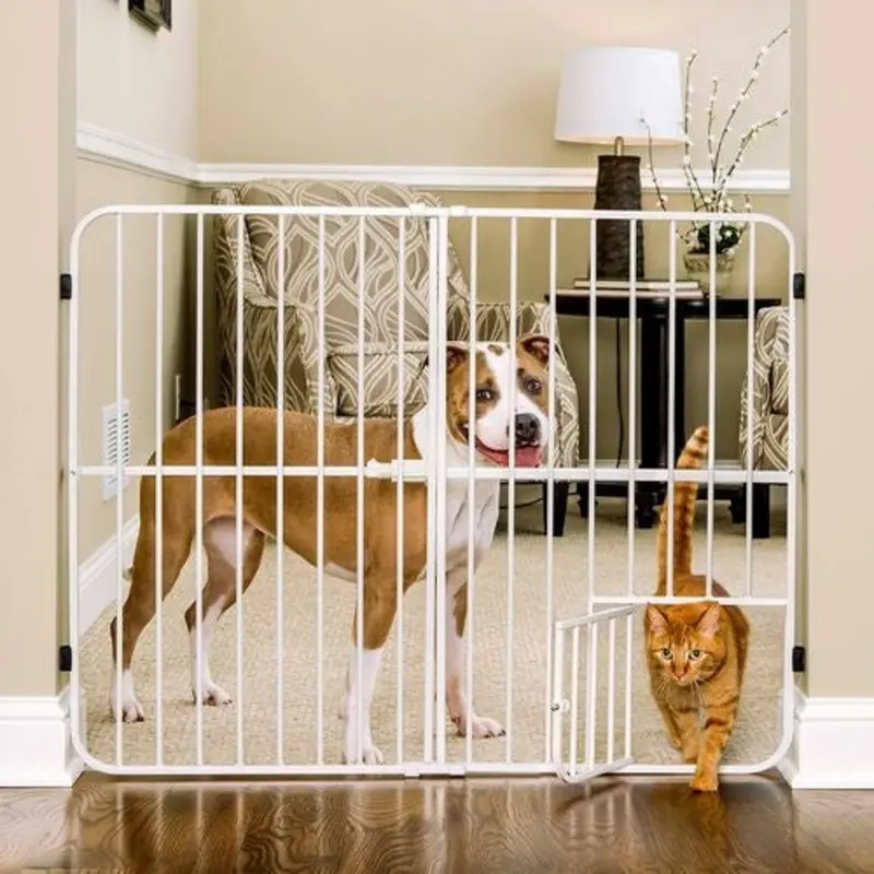 Carlson Pet Big Tuffy Expandable Gate with Pet Door