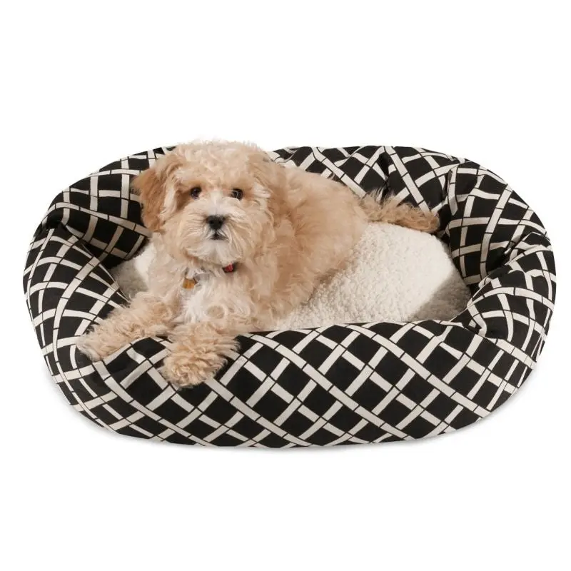 Majestic Pet Black Bamboo Sherpa Bagel Bed