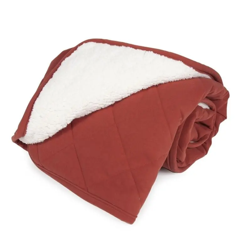 Carolina Pet Earth Red Diamond Quilt/Sherpa Throw