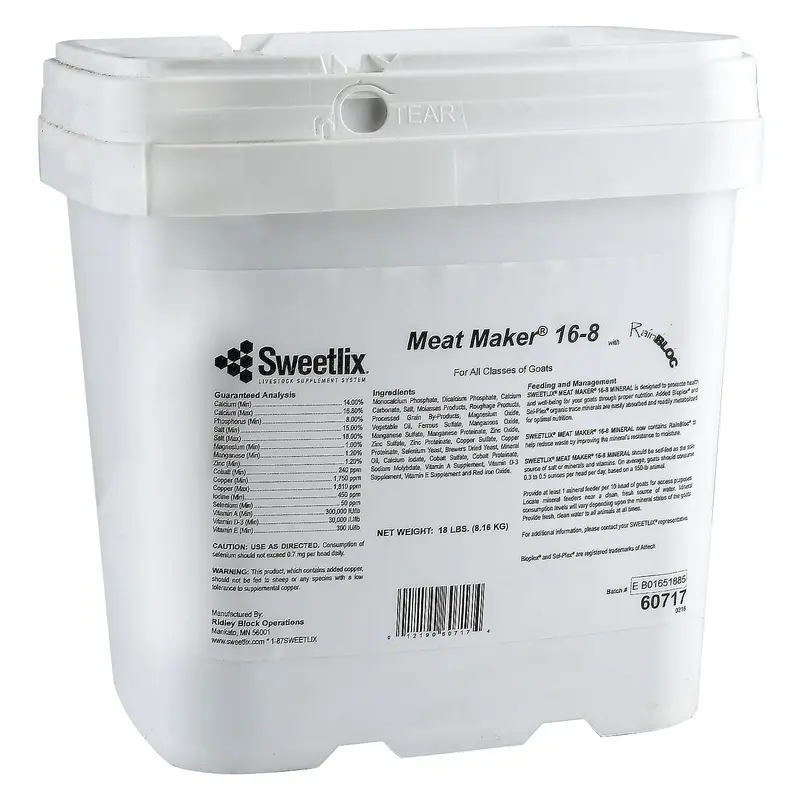 SWEETLIX Meat Maker Goat 16-8 with RainBloc, 18 lbs tub