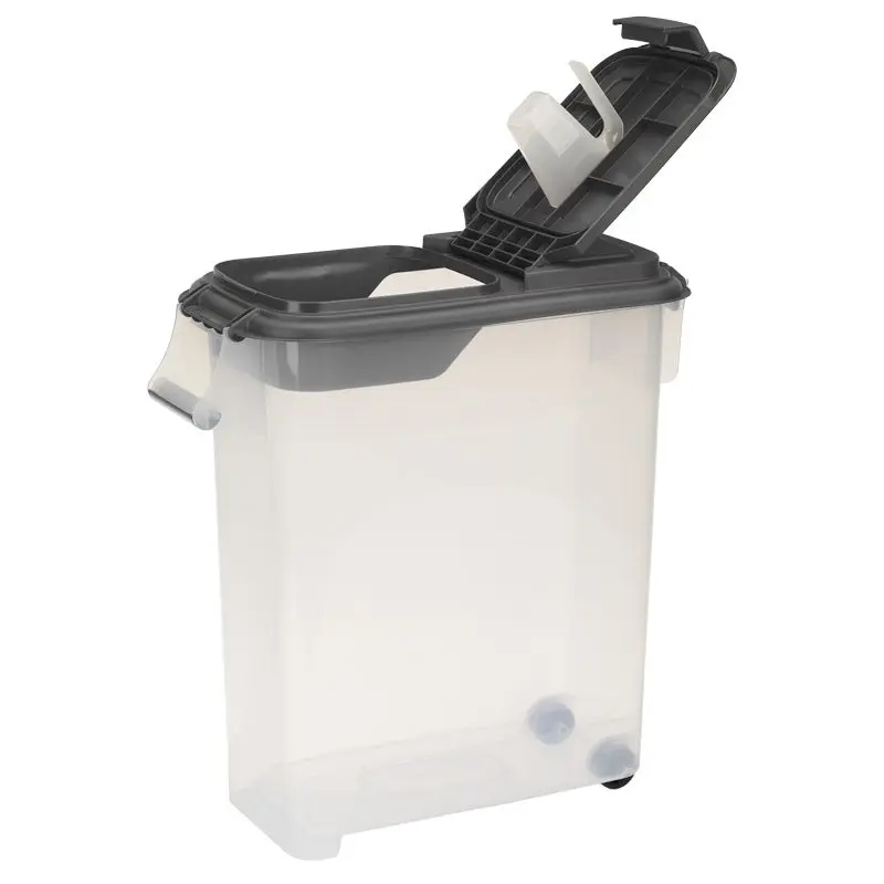 Rolling Pet Food Dispenser
