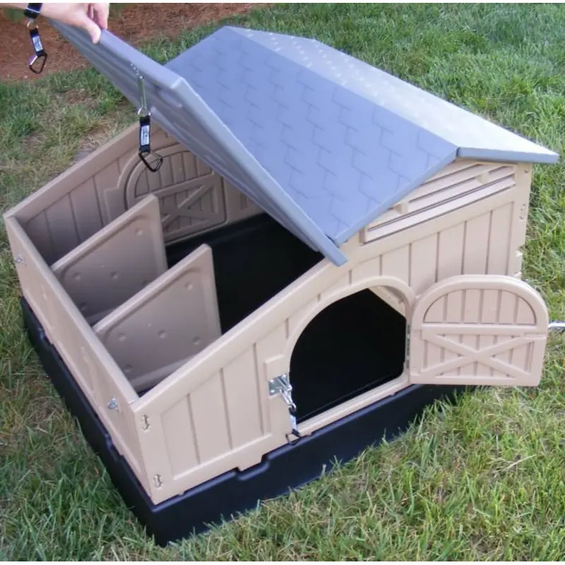 Snap Lock Standard Chicken Coop